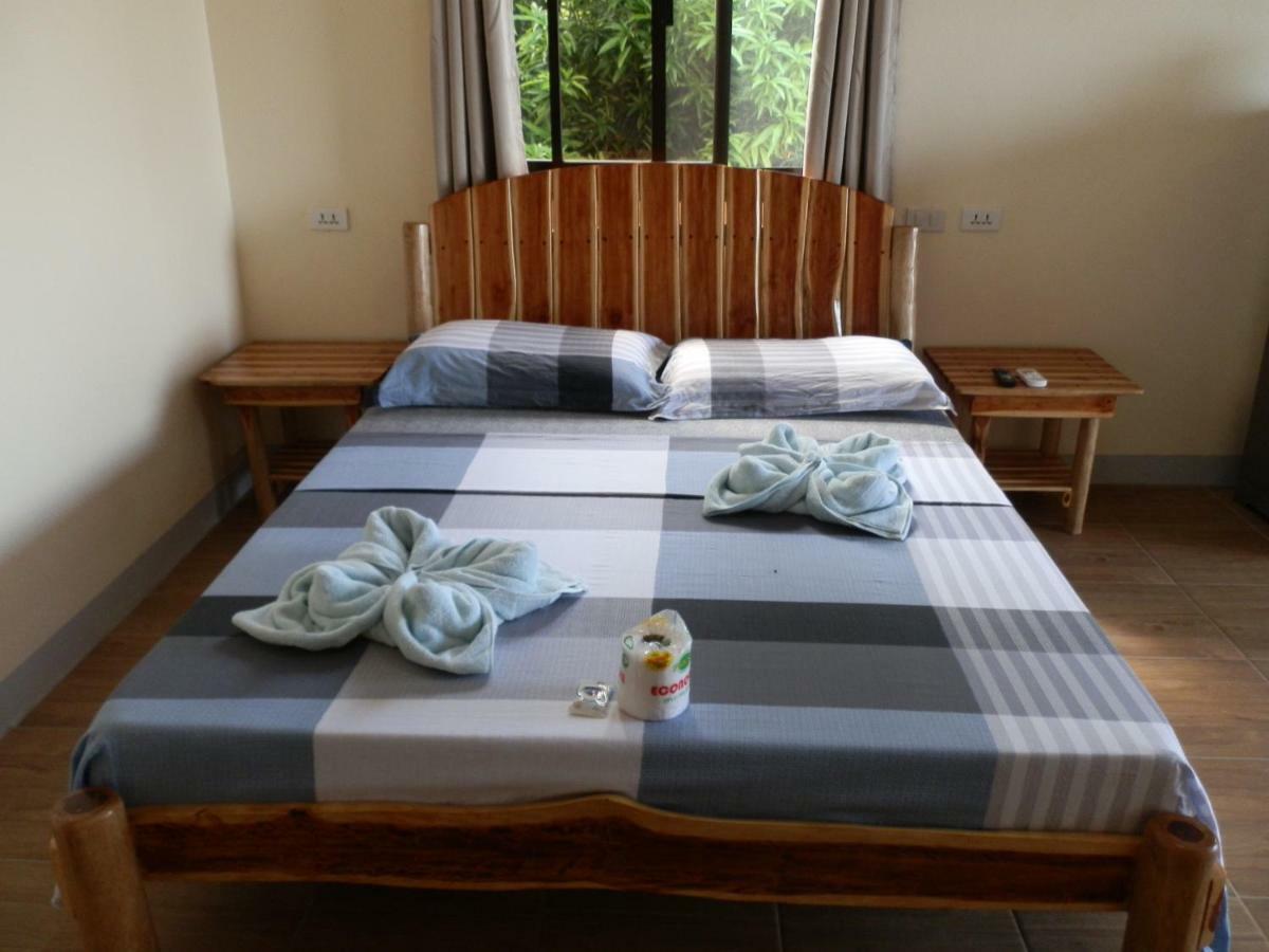 Aparthotel The Blue Pagong Puerto Galera Zewnętrze zdjęcie